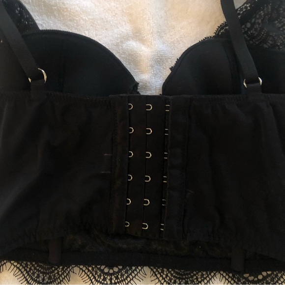 COPY - Victoria Secret Corset Bra 34 B - Picture 3 of 6